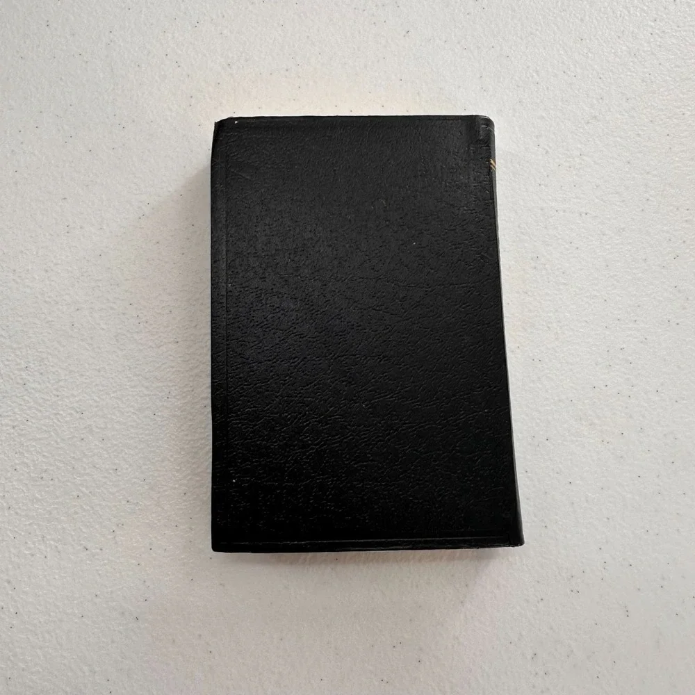 Pocket Size‎ New Testament Holy Bible KJV Black Leather Hardcover Gold Gilded 4